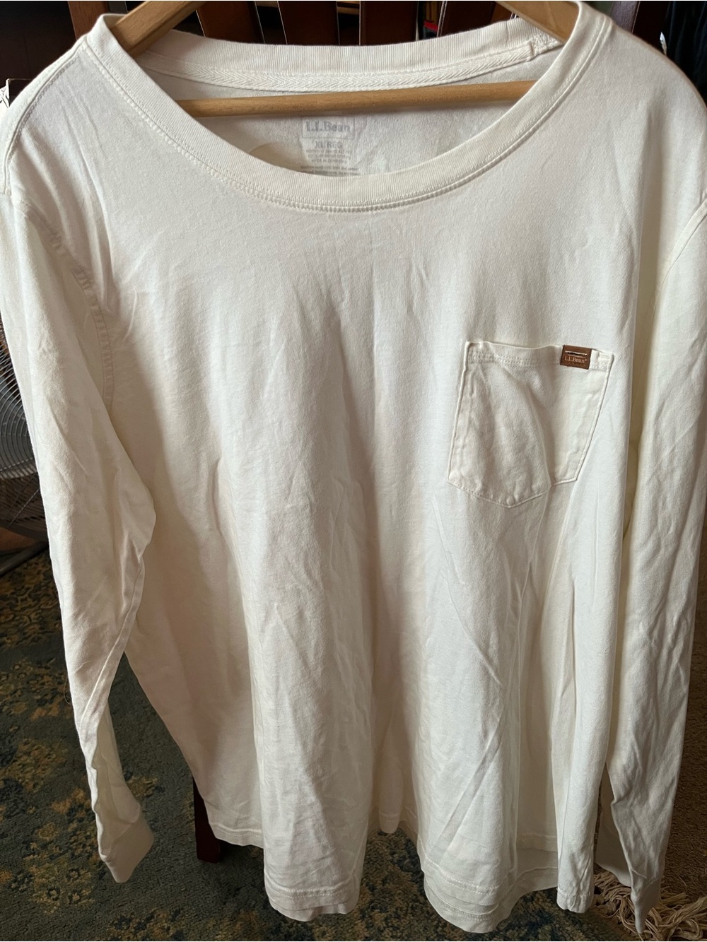 L.L Bean XL gently loved Cream Graphic Sunset Forest Tee - Picture 3 of 16